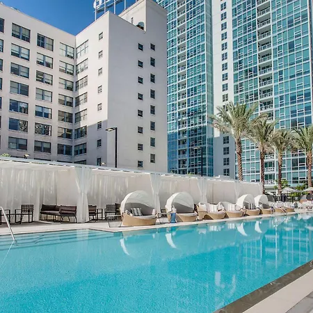 Luxurious Highrise 2B 2B Apartment Heart Of Downtown La-3